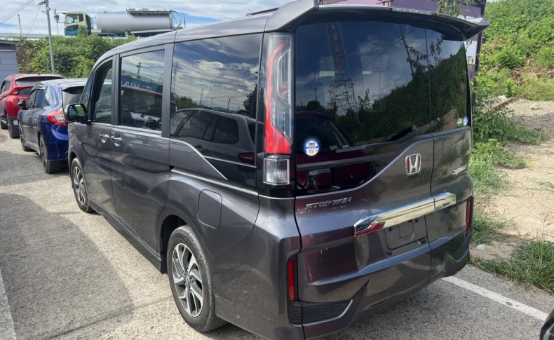 HONDA STEPWGN SPADA HONDA SENSING 8-SEATER 2020