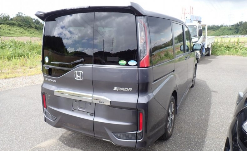 HONDA STEPWGN SPADA HONDA SENSING 8-SEATER 2020