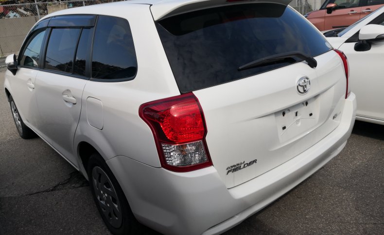 TOYOTA COROLLA FIELDER G 4WD 2012