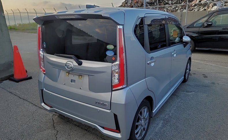 DAIHATSU MOVE Custom X SA 2015