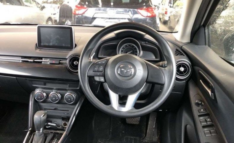 MAZDA DEMIO 13S 2014
