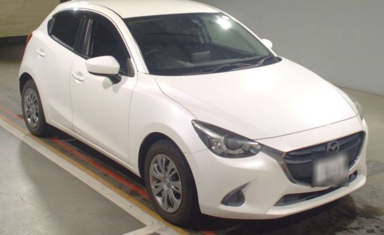MAZDA DEMIO 13S 2014
