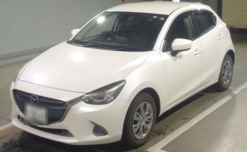 MAZDA DEMIO 13S 2014