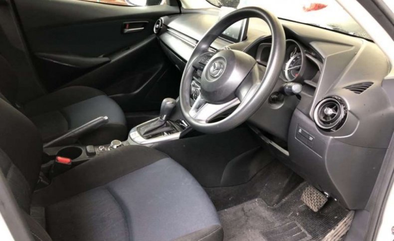 MAZDA DEMIO 13S 2014