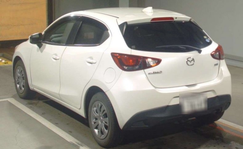 MAZDA DEMIO 13S 2014