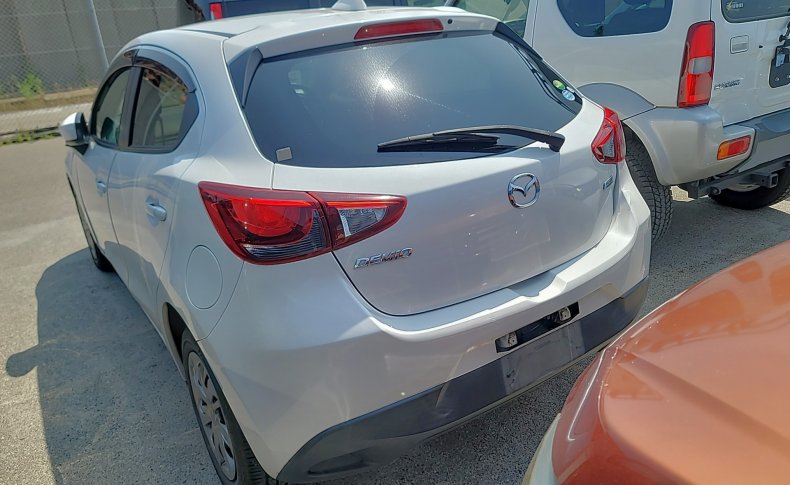 MAZDA DEMIO 13S 2014