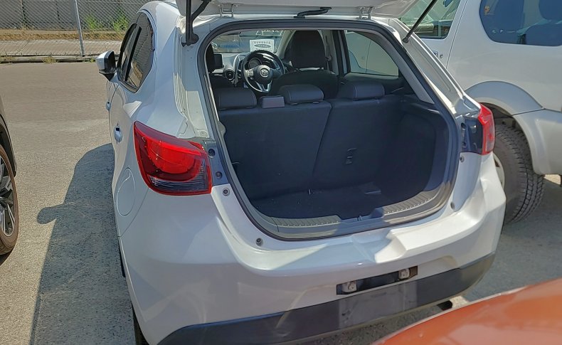 MAZDA DEMIO 13S 2014