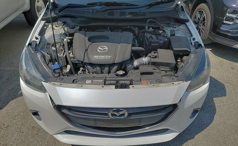 MAZDA DEMIO 13S 2014