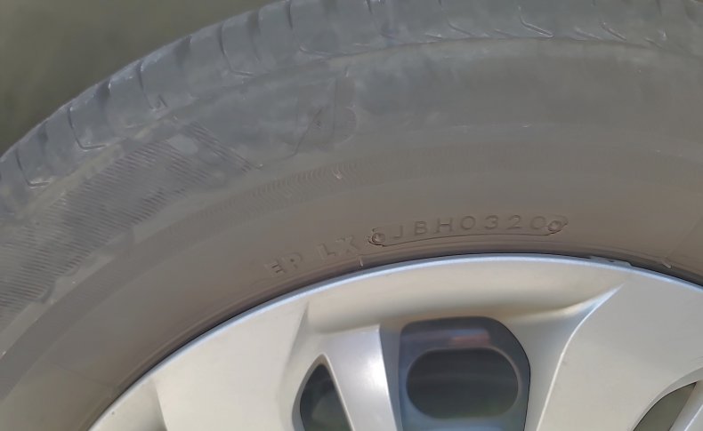 MAZDA DEMIO 13S 2014