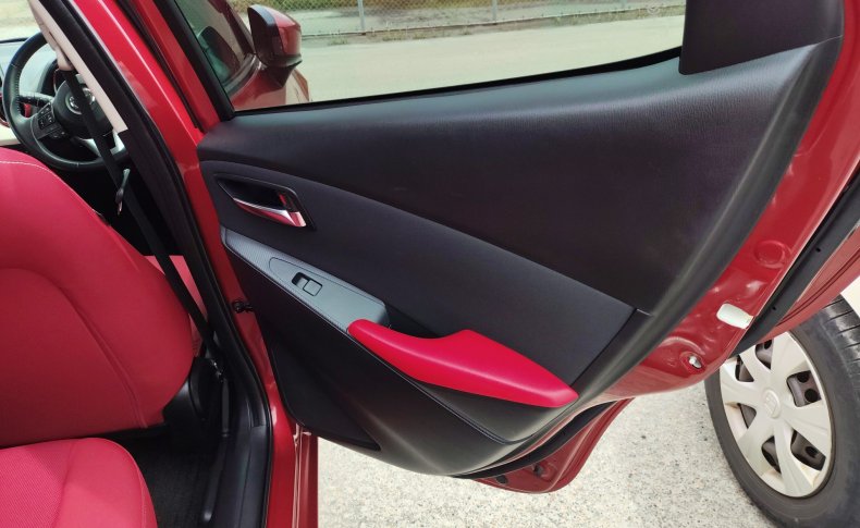 MAZDA DEMIO 13S Mid Century 2015