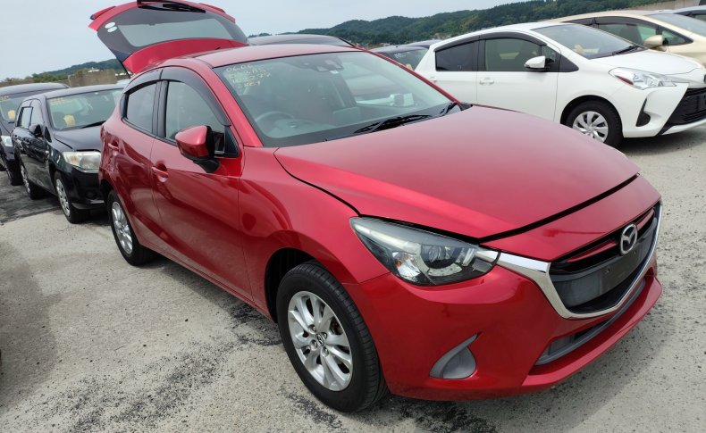 MAZDA DEMIO 13S Mid Century 2015