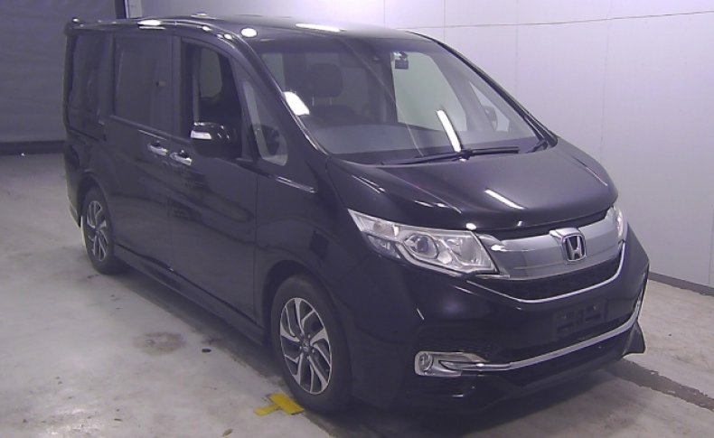 HONDA STEPWGN 1.5 Spada Honda Sensing 7 seater 2017
