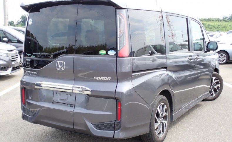 HONDA STEPWGN SPADA HONDA SENSING 8-SEATER 2020