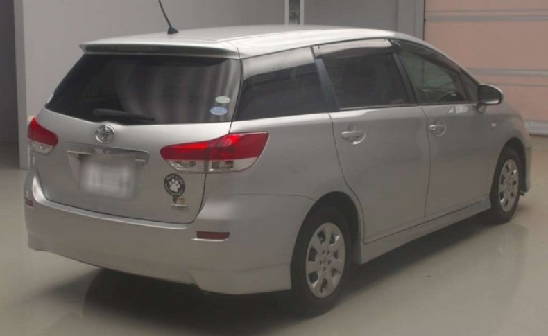 TOYOTA WISH 1.8X 2010