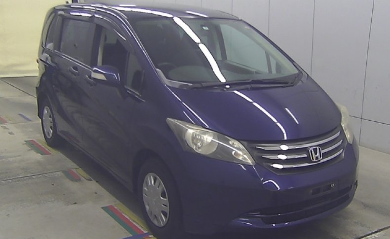 HONDA FREED G Just  7 Seats 2010