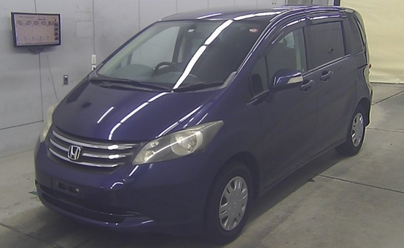 HONDA FREED G Just  7 Seats 2010