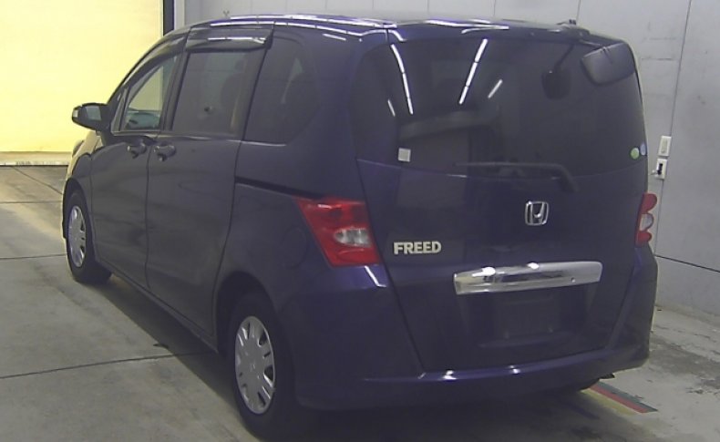 HONDA FREED G Just  7 Seats 2010