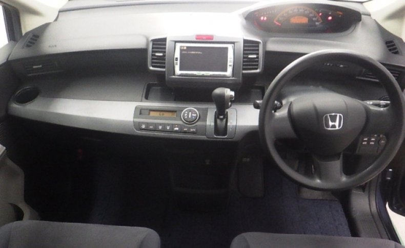 HONDA FREED G Just  7 Seats 2010