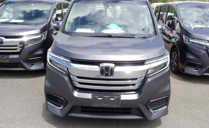 HONDA STEPWGN SPADA HONDA SENSING 8-SEATER 2020