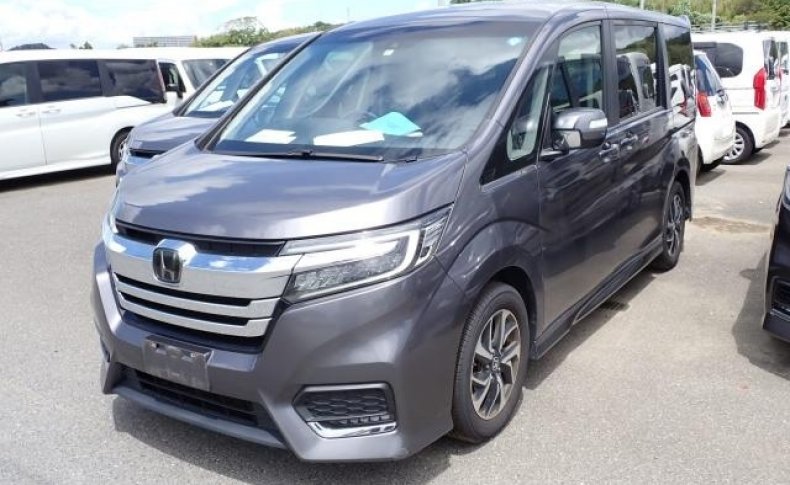 HONDA STEPWGN SPADA HONDA SENSING 8-SEATER 2020