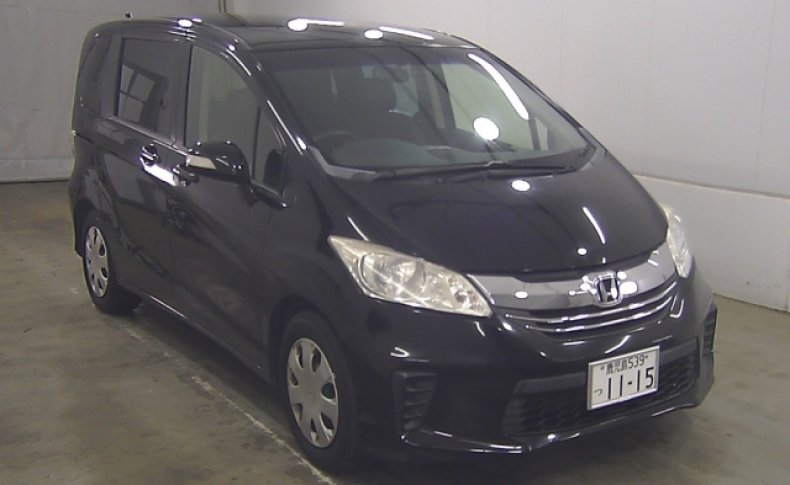 HONDA FREED G Premium Edition 7seats 2015