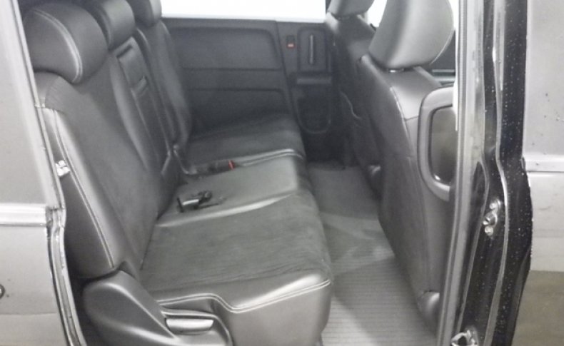 HONDA FREED G Premium Edition 7seats 2015