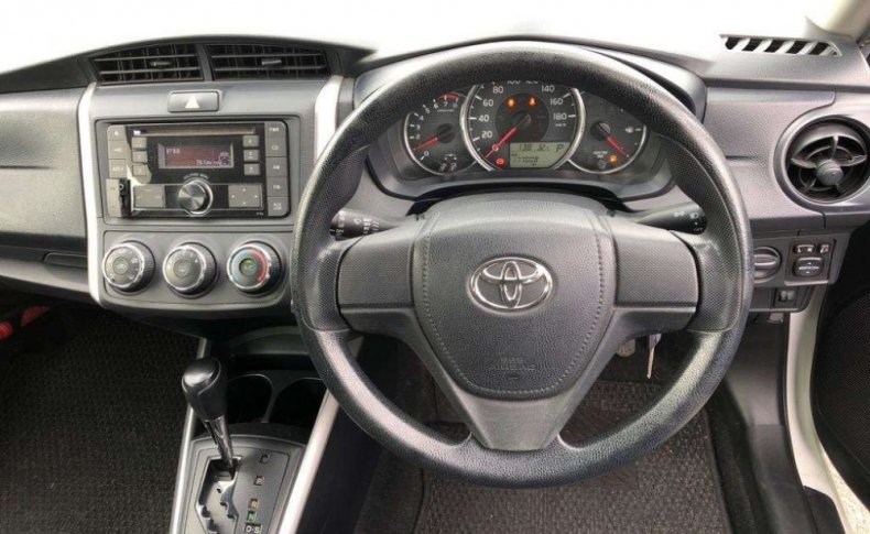 TOYOTA COROLLA FIELDER 1.5X 4WD 2015