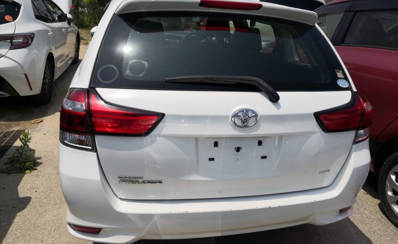 TOYOTA COROLLA FIELDER 1.5X 4WD 2015