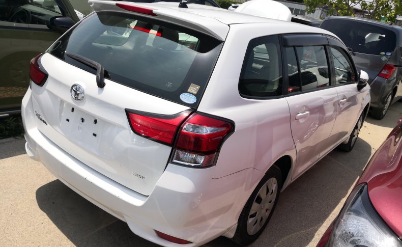 TOYOTA COROLLA FIELDER 1.5X 4WD 2015