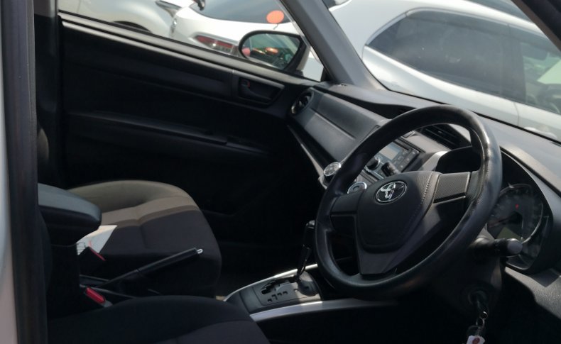 TOYOTA COROLLA FIELDER 1.5X 4WD 2015