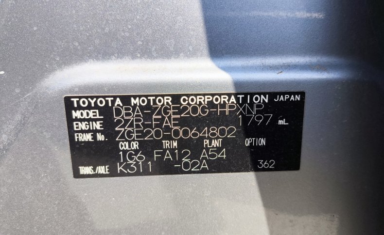 TOYOTA WISH  2010