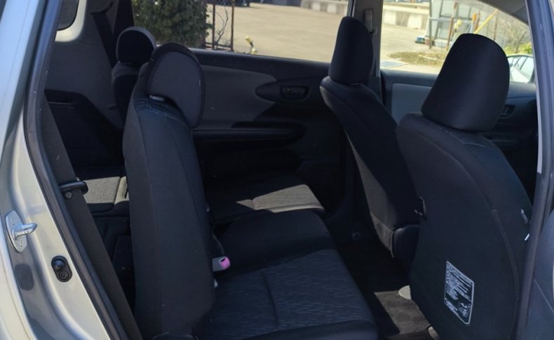 TOYOTA WISH  2010