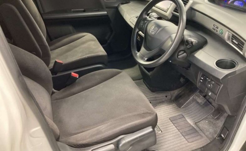 HONDA FREED G Just Selection 2013
