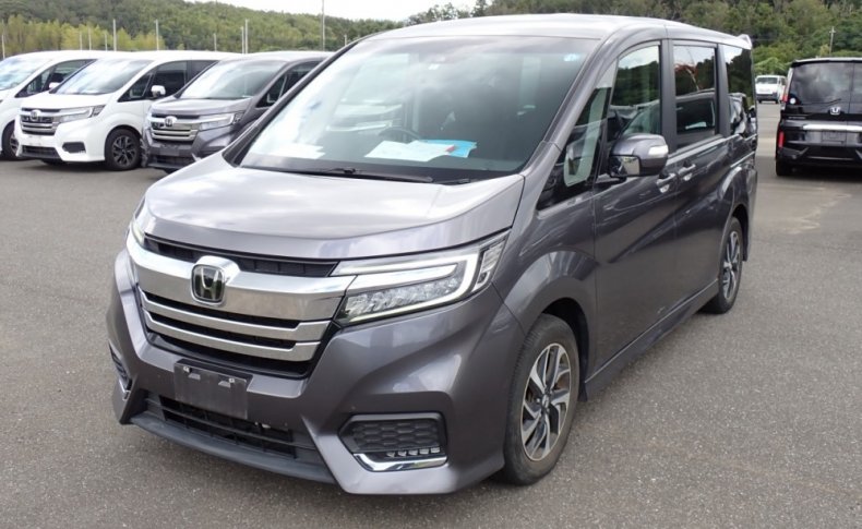HONDA STEPWGN SPADA HONDA SENSING 8-SEATER 2020