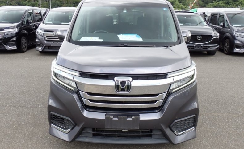 HONDA STEPWGN SPADA HONDA SENSING 8-SEATER 2020