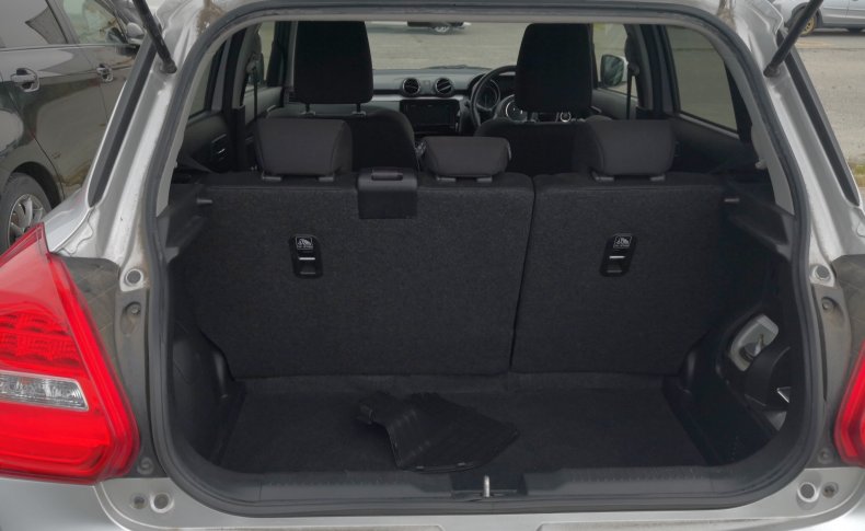 SUZUKI swift XG LIMITED 5D 2020