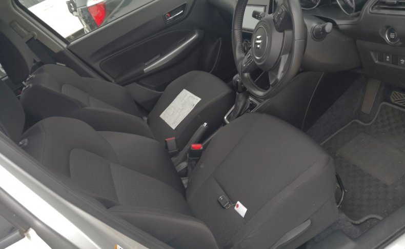 SUZUKI swift XG LIMITED 5D 2020