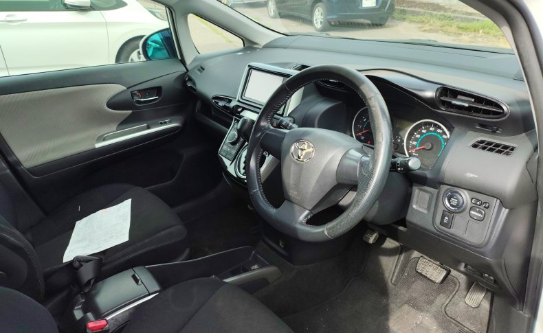 TOYOTA WISH 1.8S 2009