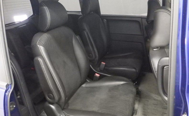 HONDA FREED G Premium Edition 6seats 2015