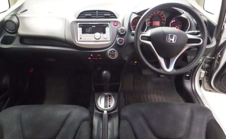 HONDA FIT 13G10th Anniversary 2011