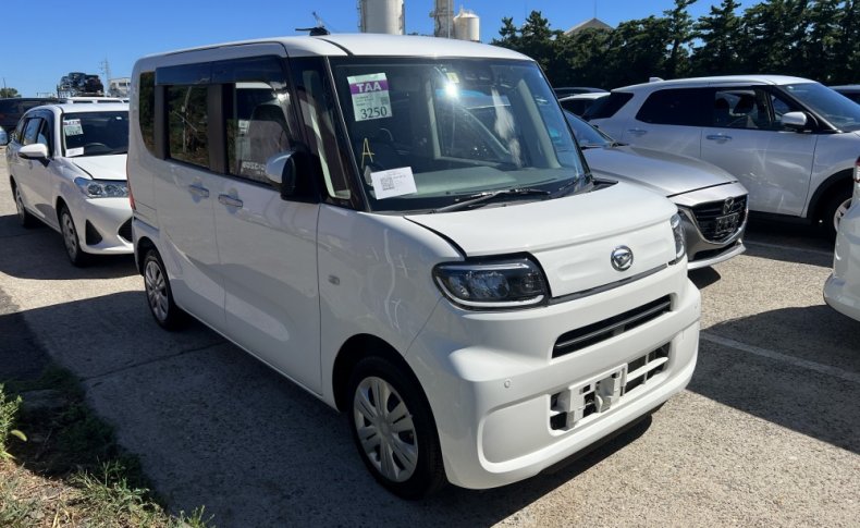 DAIHATSU TANTO L 2020