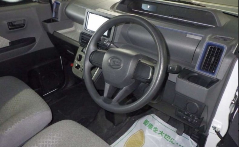 DAIHATSU TANTO L 2020