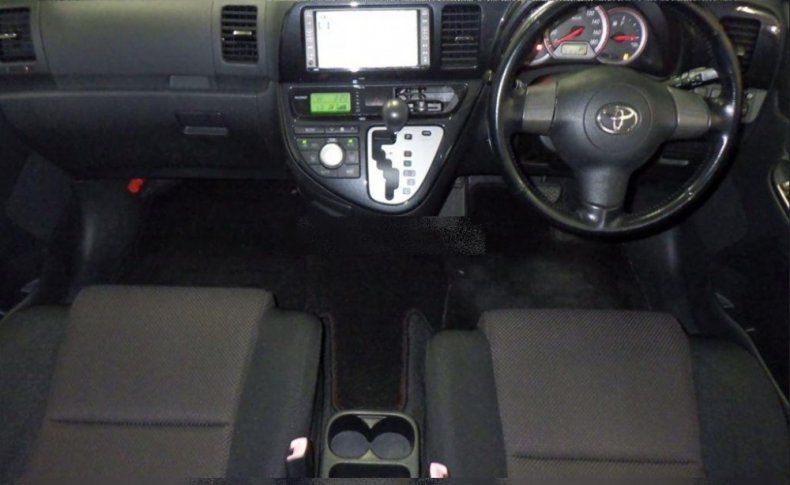 TOYOTA WISH 1.8 X aero Sports package 4WD 2008