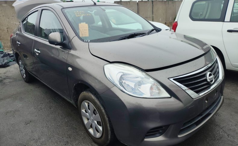 NISSAN TIIDA LATIO X 2012