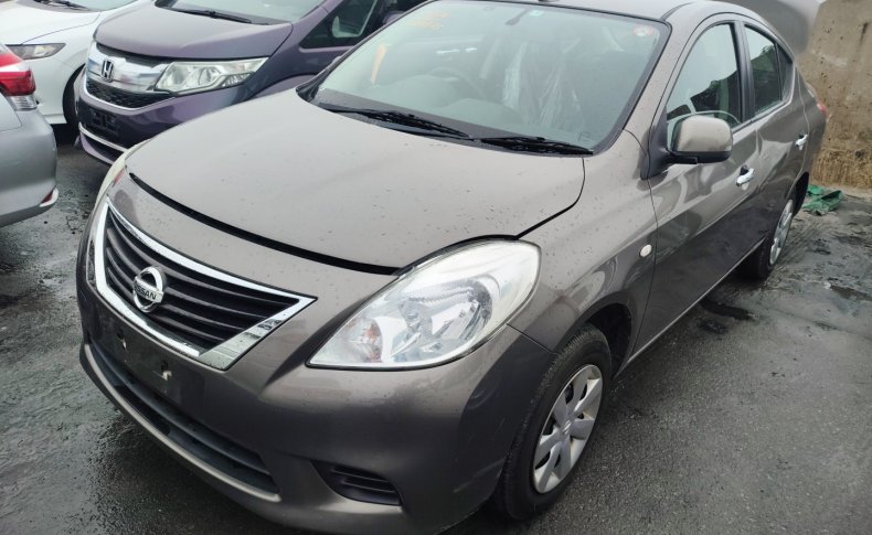 NISSAN TIIDA LATIO X 2012