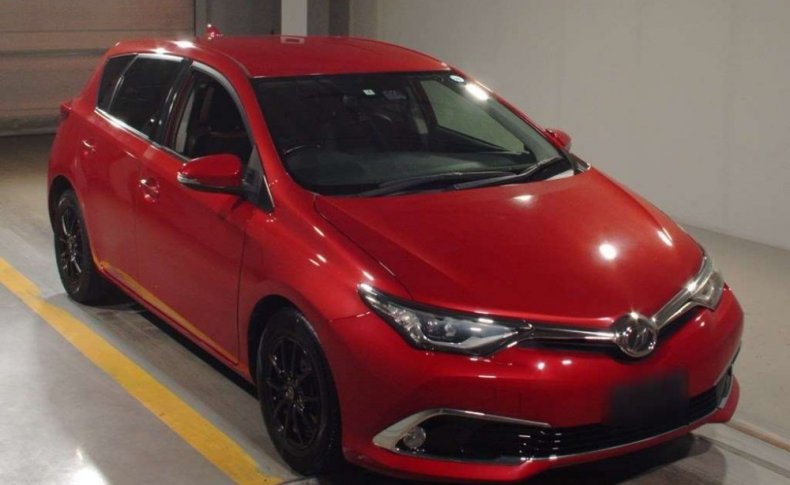 TOYOTA AURIS 120T 2015