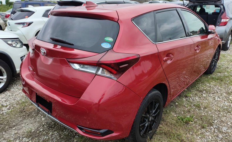 TOYOTA AURIS 120T 2015