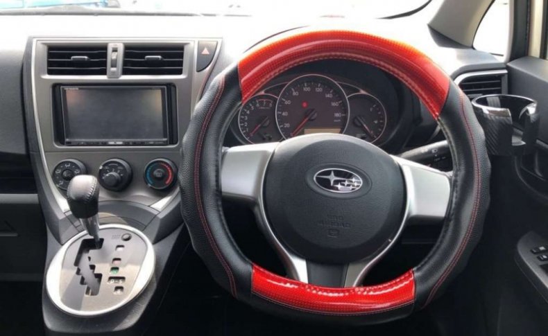 SUBARU TREZIA 1.3i Sports Limited 2012