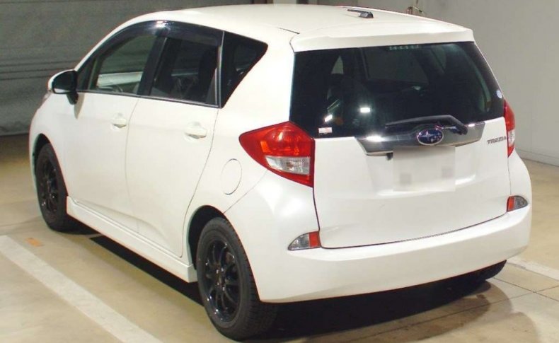 SUBARU TREZIA 1.3i Sports Limited 2012