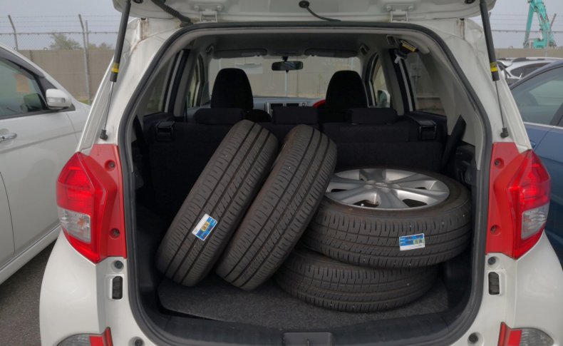 SUBARU TREZIA 1.3i Sports Limited 2012